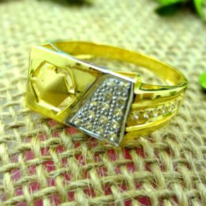 fancy hexagonal 22 kt gold gents ring