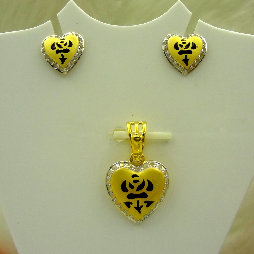 Valentine gift lovely rose petal 22 kt Gold pendant set