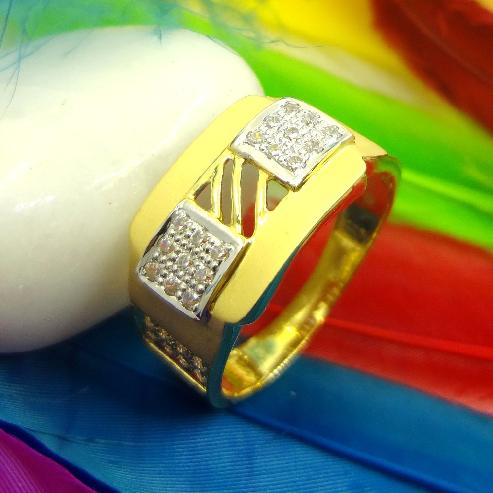 Stylish 22 kt gold gents ring