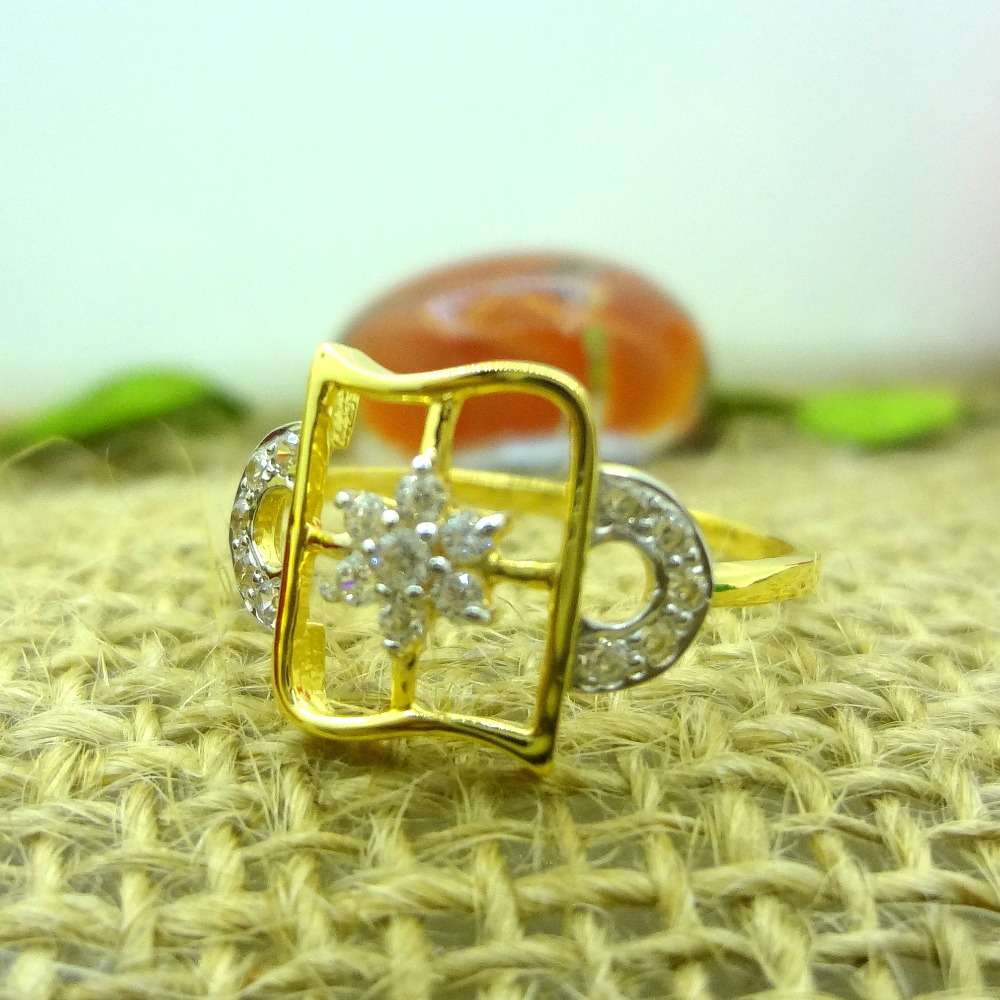 916 gold cz diamond square shape stylish ladies ring