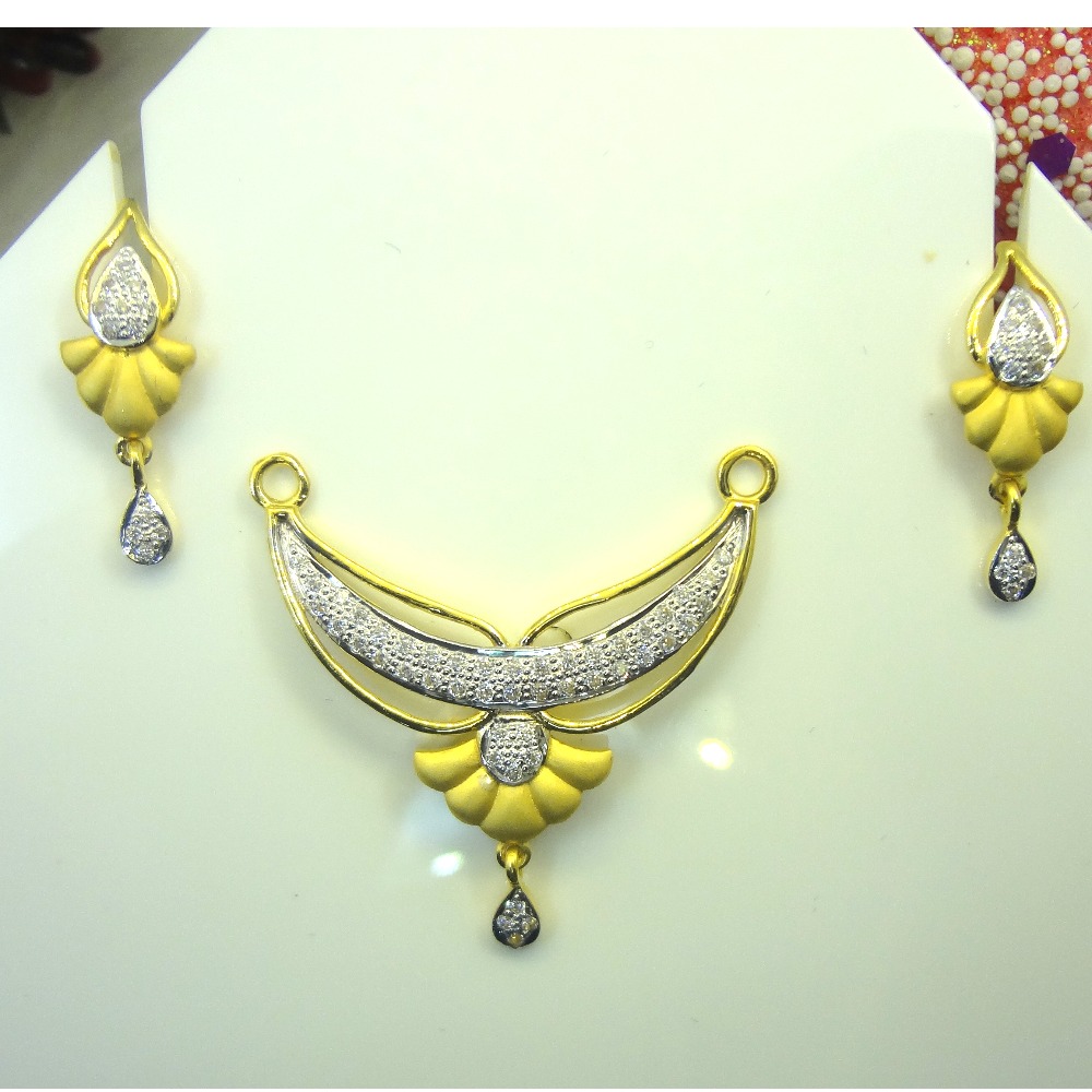 work wear fabulous 22 kt mangalsutra