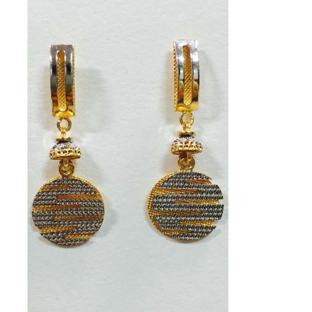 Light Weight Fancy Gold Earring.