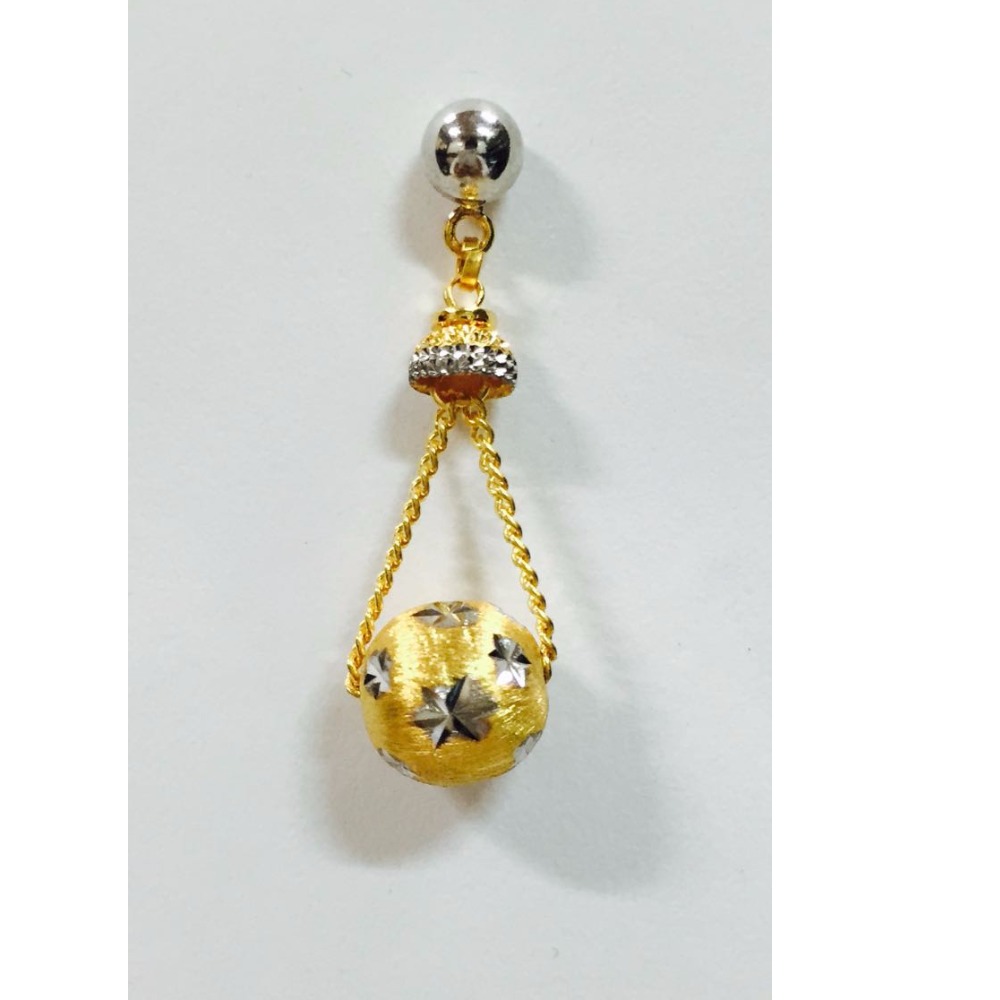 Light Weight Fancy Gold Earring.