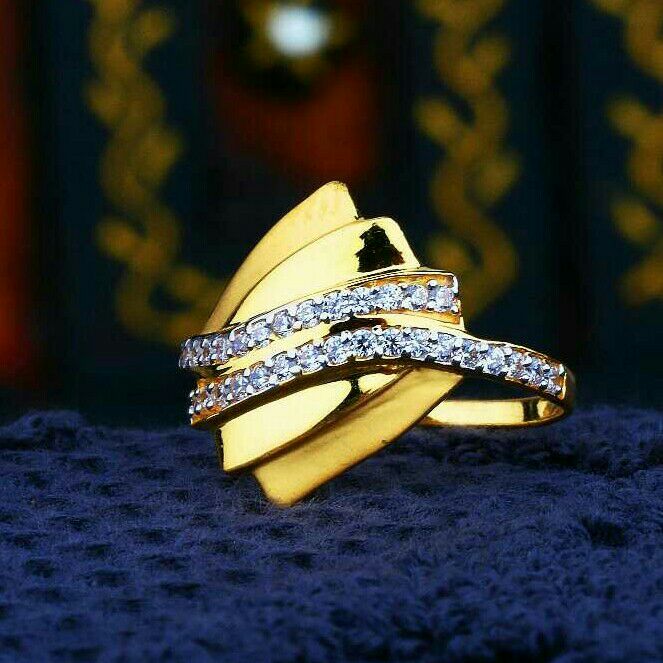 916 Attractive Cz Fancy Ladies Ring LRG -0040