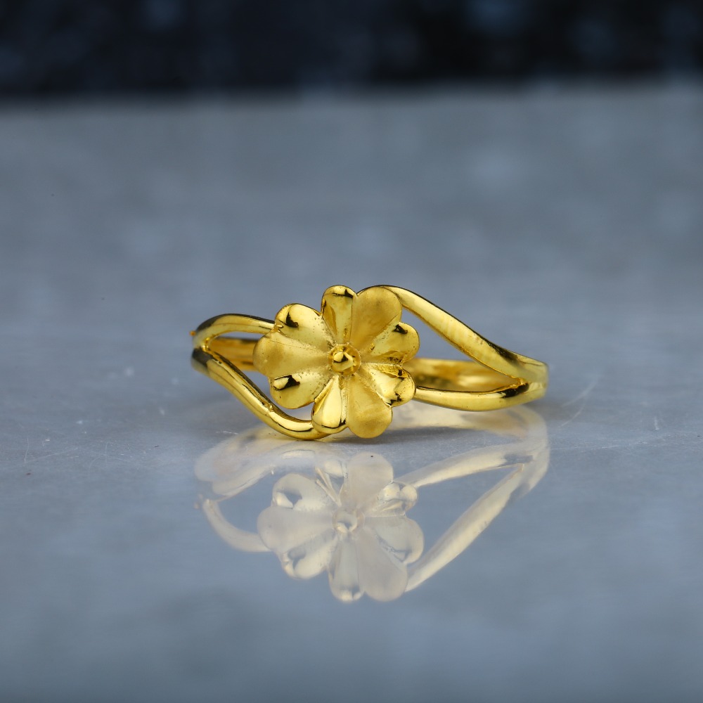 plain ladies ring
