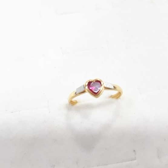 18KT Gold Fancy Ring