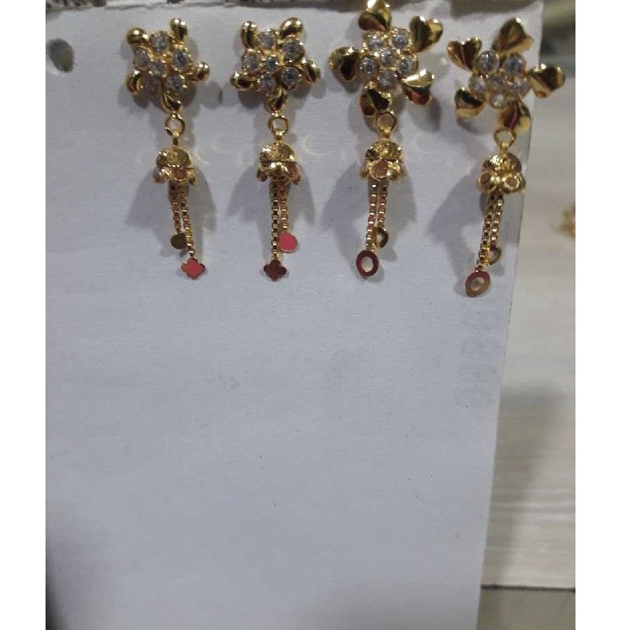 916 Gold Stylish Earring