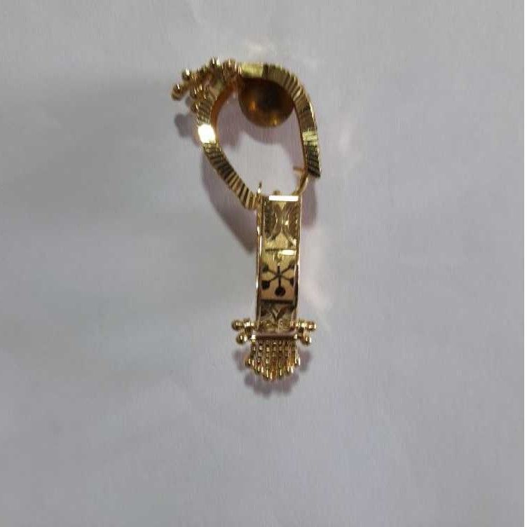 916 Gold Attractive  UV Earrings