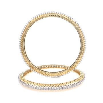 18k Gold Single line classic Diamond Bangle Pair - Image 4