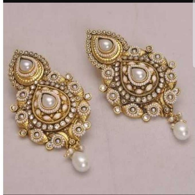 Fancy Earring