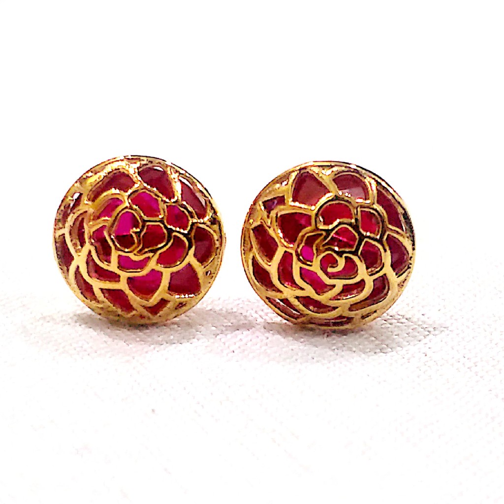 18k Gold Round earring