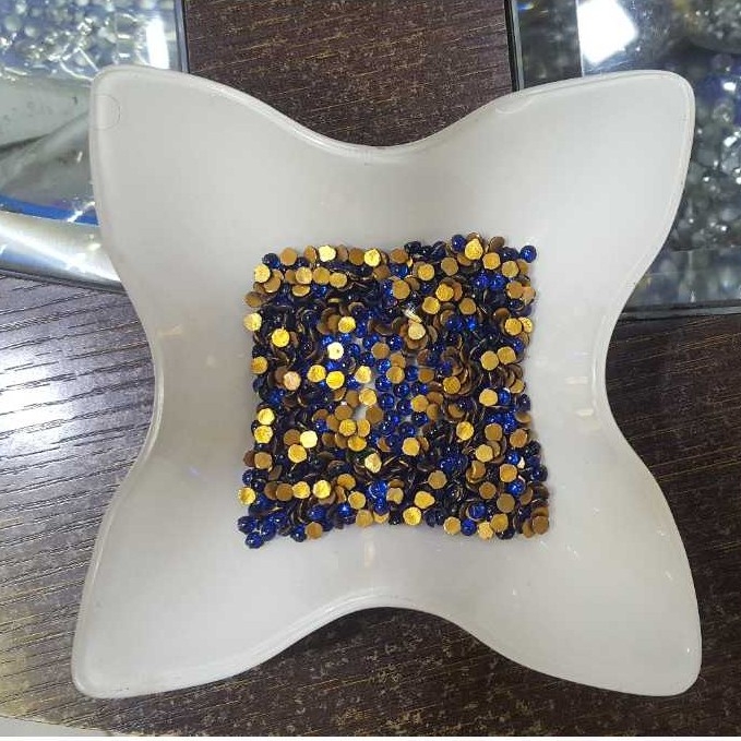Jadtar kundan (immitation material)