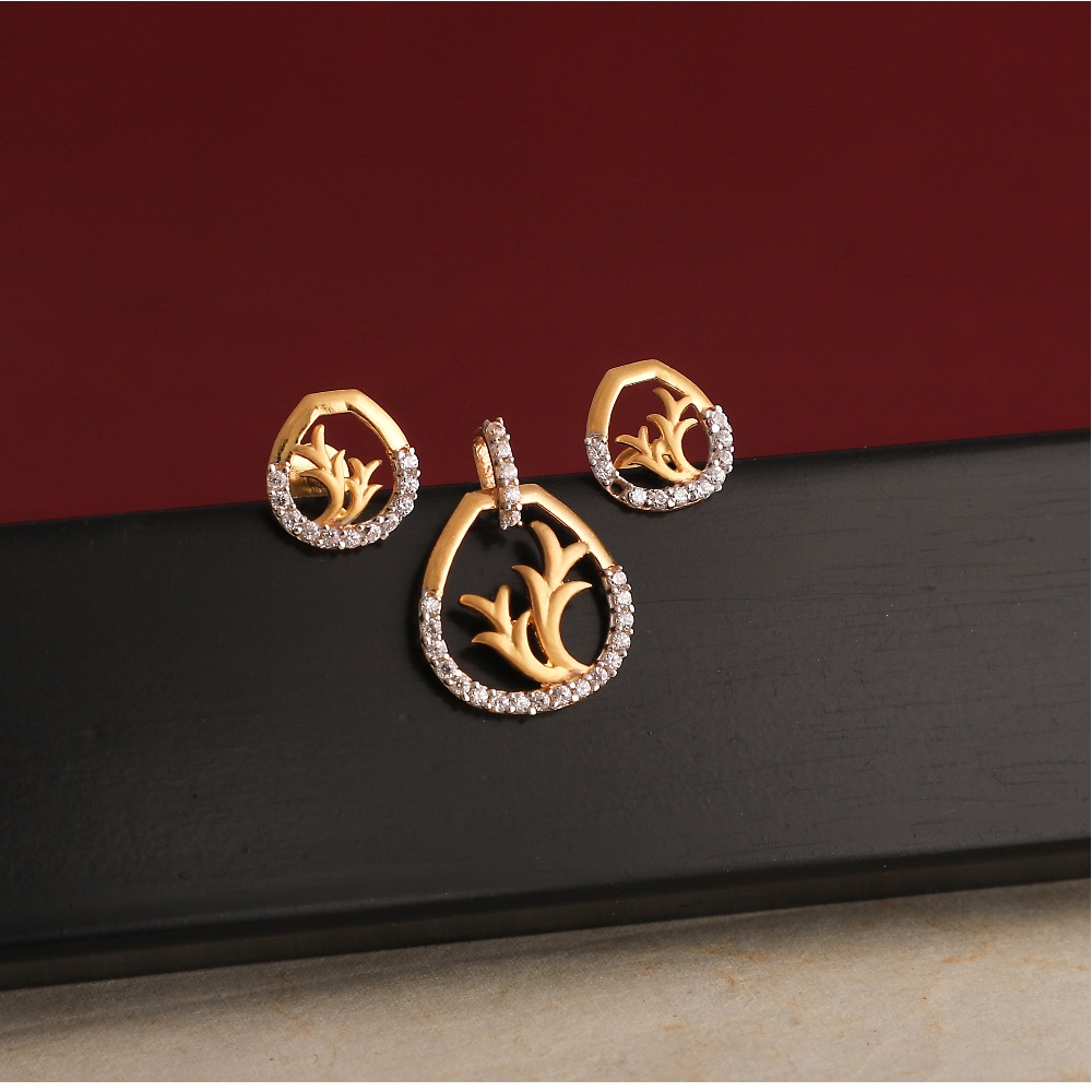 916 gold cz  pendant set