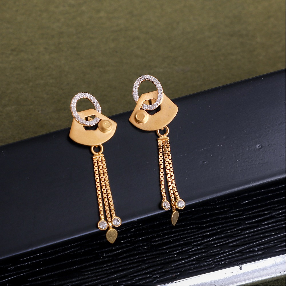 916 gold cz earring