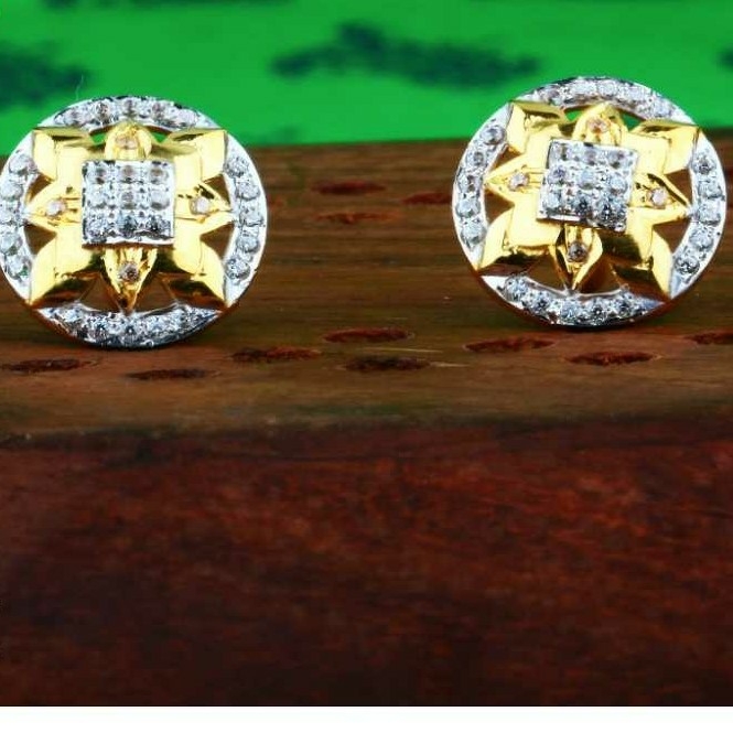 22KT Gold Ladies Fancy Earring