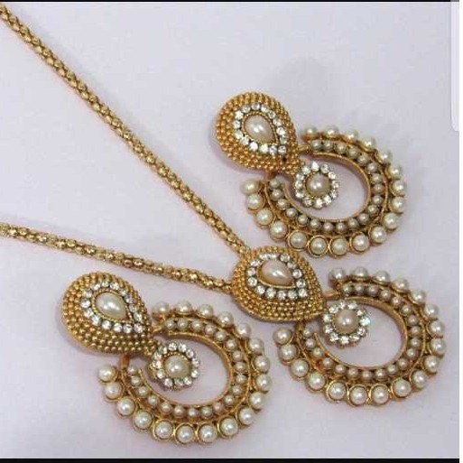 Fancy Necklace Set