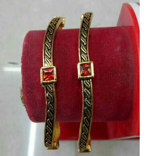 Ladies Fancy Bangles