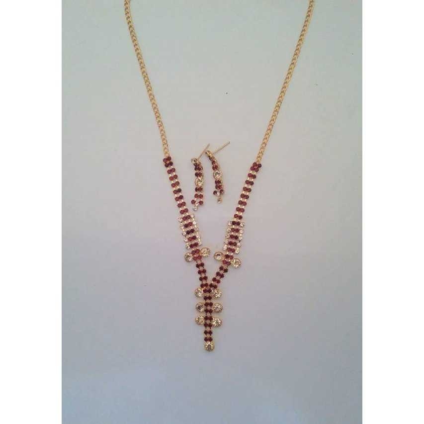 Fancy Diamond Necklace Set