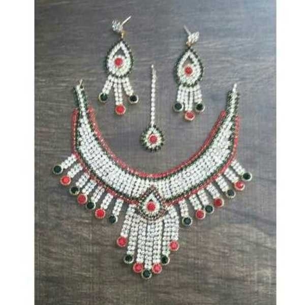 Fancy Diamond Set