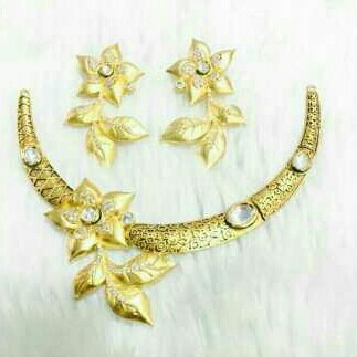 Fancy Necklace Set