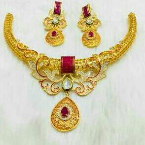 Fancy Necklace Set