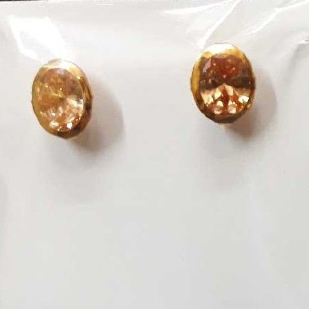 18KT Single Stone Earrings