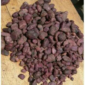 300000ct hexagonal red ruby-manek