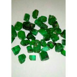 3000ct emerald green emerald-panna