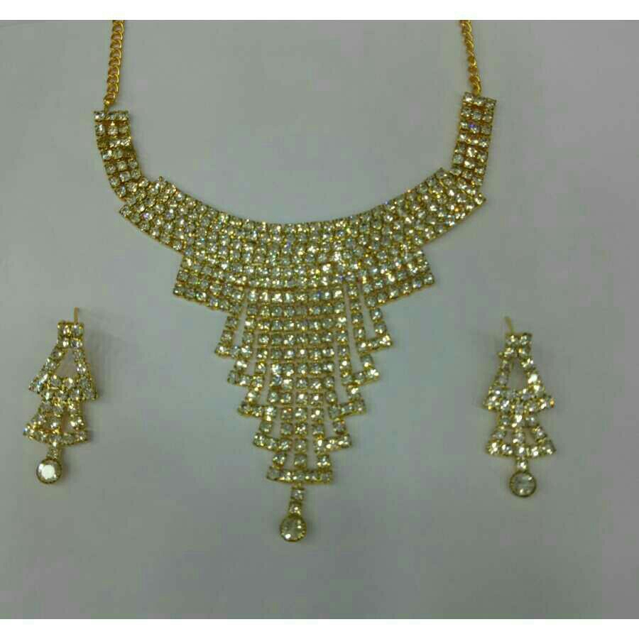 Diamond Necklace Set
