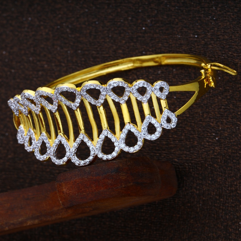 916 Gold CZ Designer Bracelet RJ-B03