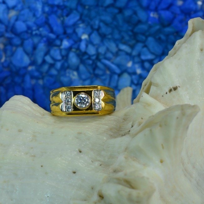 Ladies Ring - Image 2