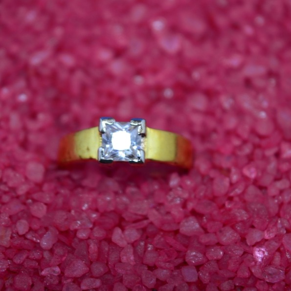 Ladies Ring