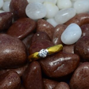 Ladies Gold Ring