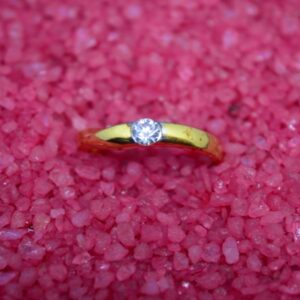 Ladies Gold Ring