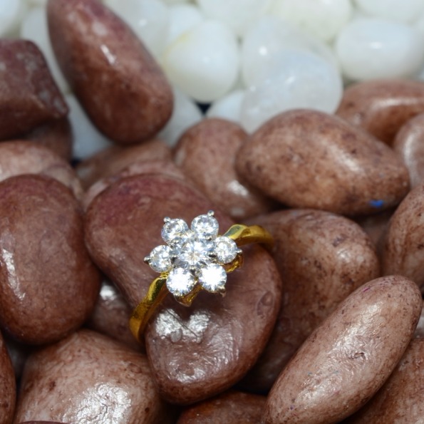 Ladies Ring - Image 5