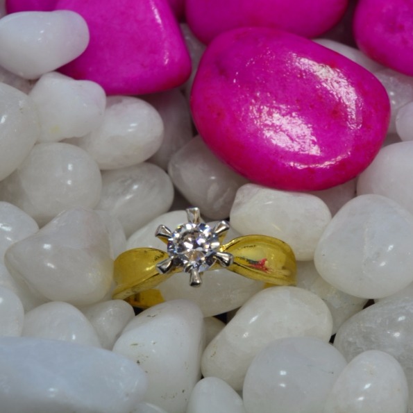 Ladies Ring