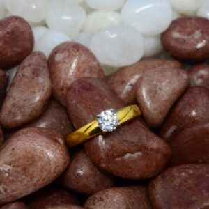 Ladies Gold Ring