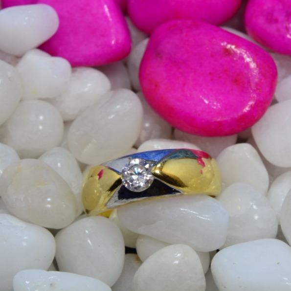 Ladies Ring