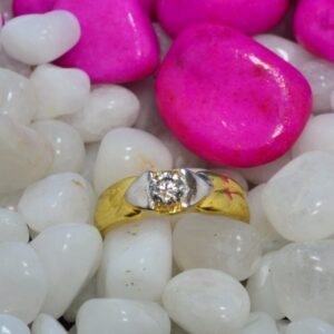 Ladies Gold Ring