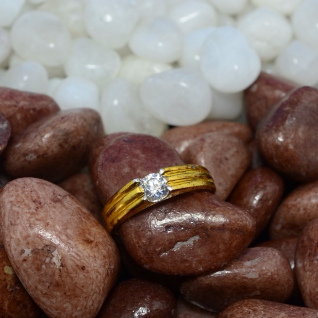 Ladies Ring - Image 5