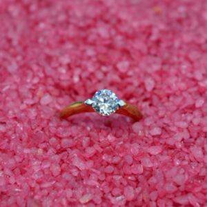 Ladies Gold Ring