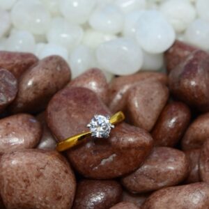 Ladies Gold Ring
