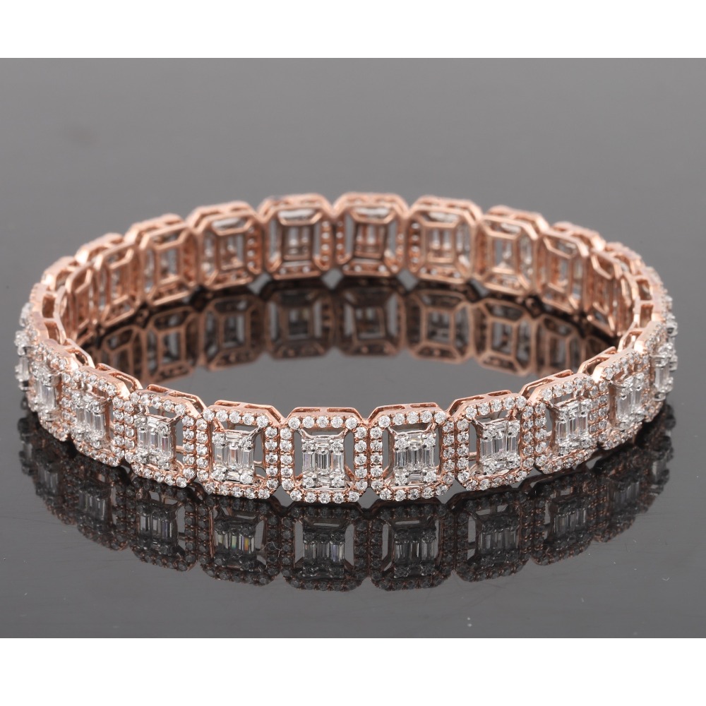 18kt rose gold designer diamond bangle