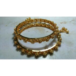 22 KT Gold Traditional Gulab Flowers Bangles