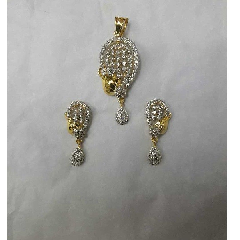 916 Gold Diamond CZ Ladies Pendant Set