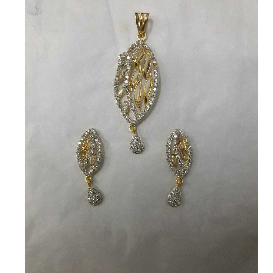 916 Gold Diamond CZ Modern Ladies Pendant Set