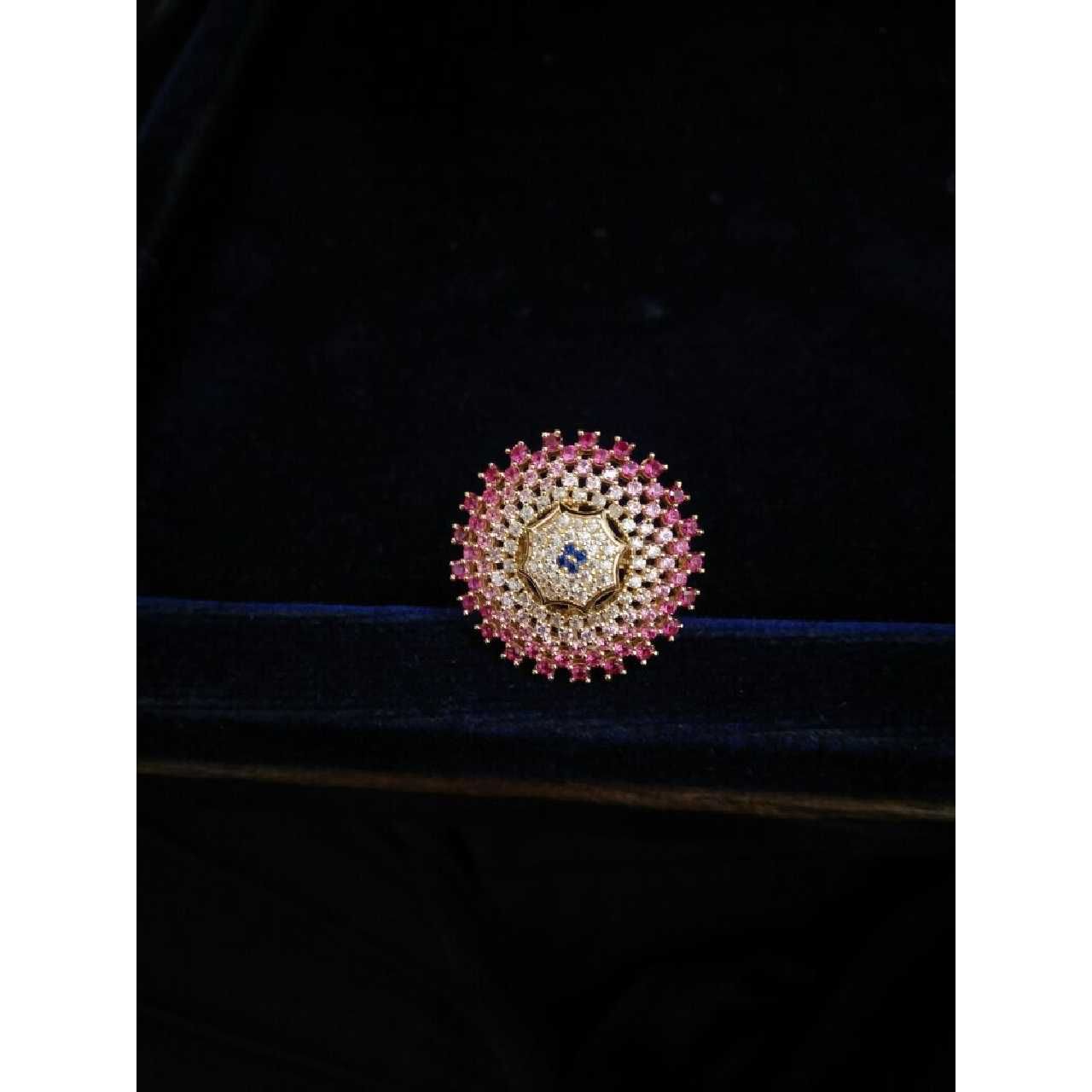 22KT  Yellow Gold Ladies Fancy Modern Ring