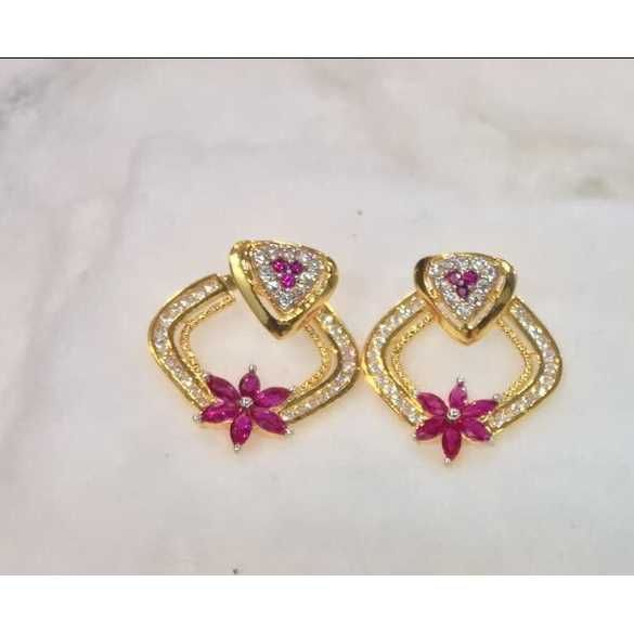 22KT Yellow Gold Ladies Attractive Modern Earrings - Image 2