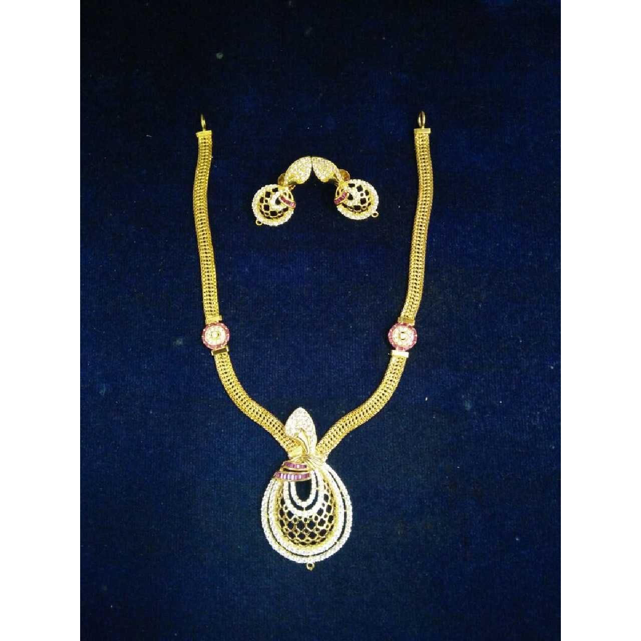 Fancy 22KT Gold Indian Ladies Shiny Necklace Set
