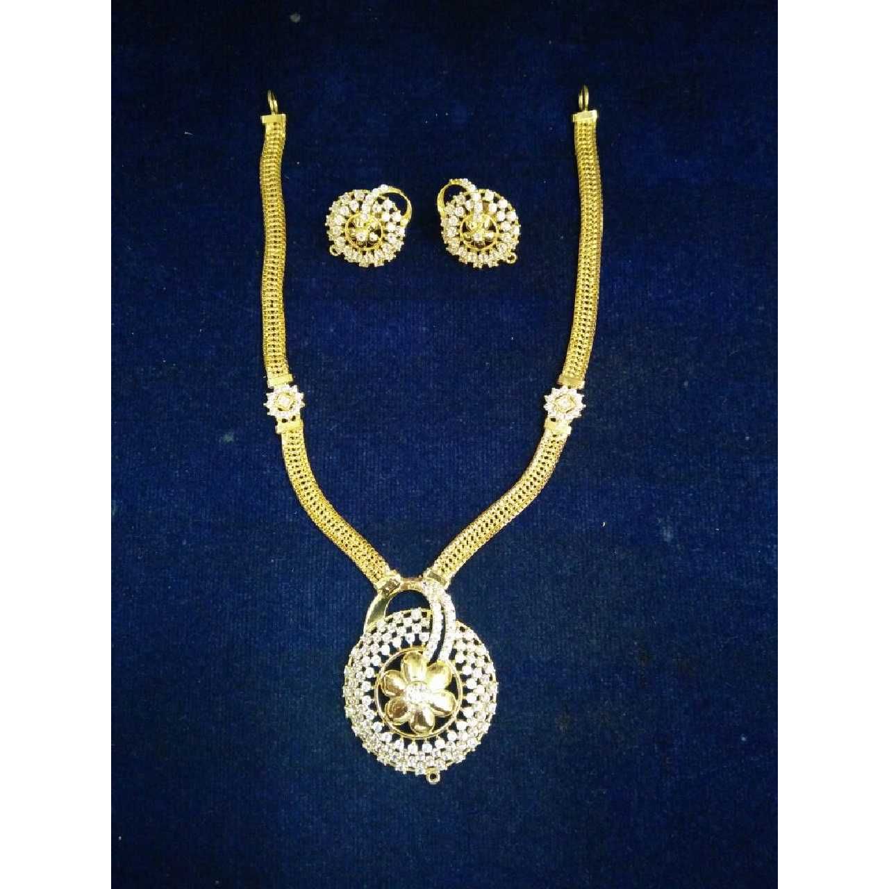 22KT Yellow Gold Ladies Fancy Necklace Set - Image 2